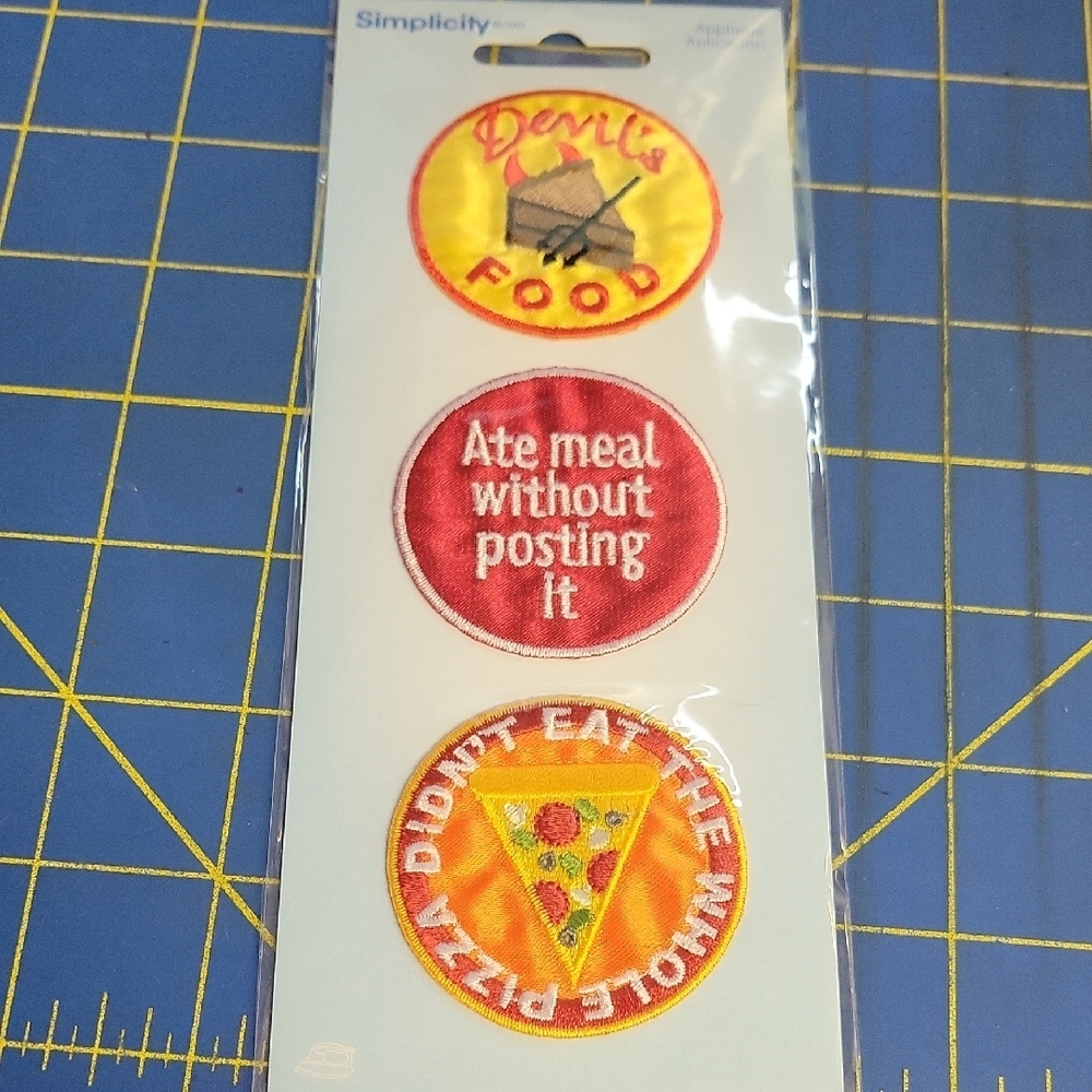 Simplicity Fun Food 2" Patch Trio